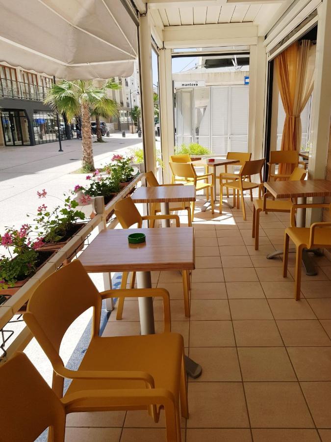 Hotel La Plage 卡托利卡 外观 照片