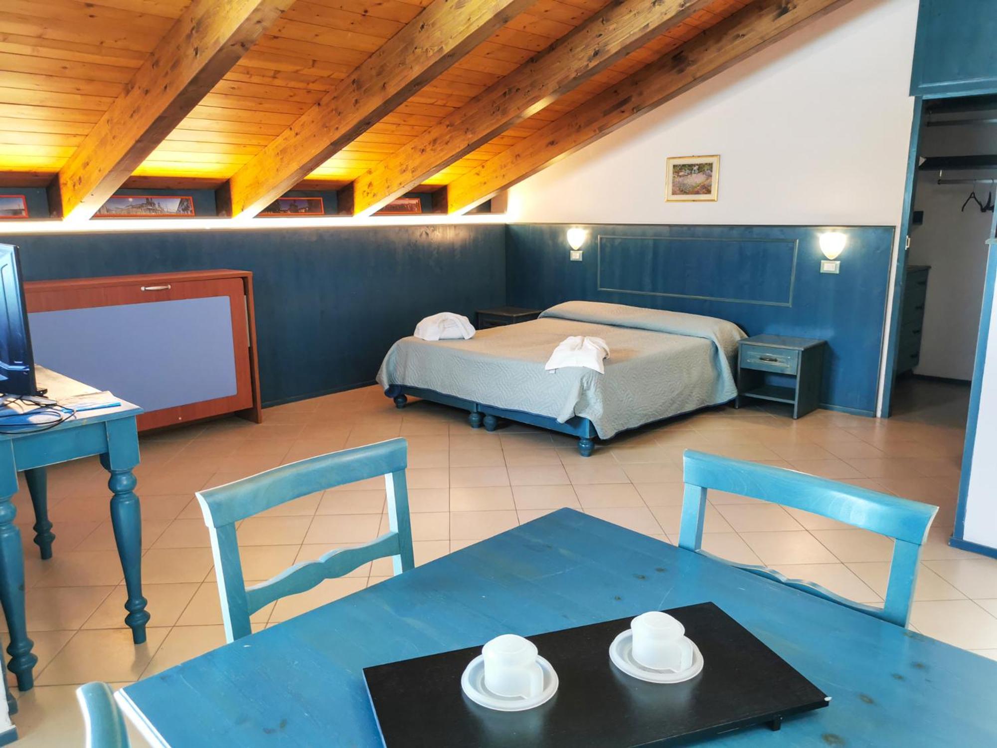 Hotel La Plage 卡托利卡 外观 照片